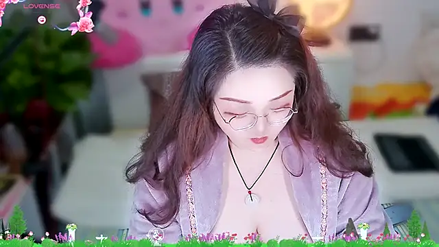 Weiwei5200 online show from 21, 12, 2025