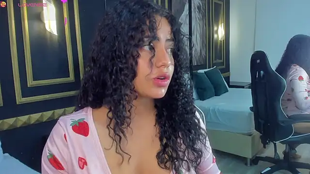 Snapshot of yaya23x chatting on 19, 9, 2025 yaya23x online show from 19, 9, 2025