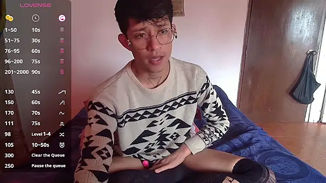 Snapshot of Sweet_c4mer0n chatting on 29, 10, 2025 Sweet c4mer0n online show from 29, 10, 2025