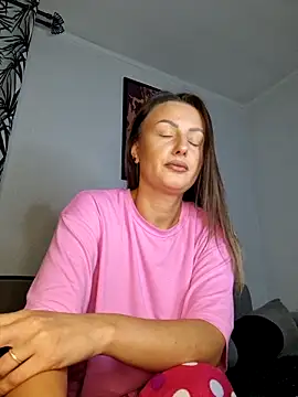 Snapshot of AudreyJoy chatting on 12, 10, 2025 AudreyJoy online show from 12, 10, 2025