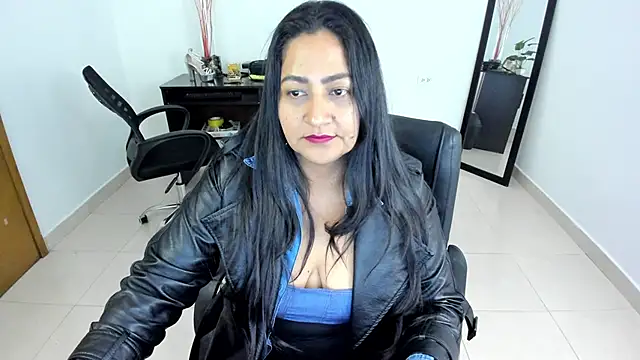 Adele Sweett online show from 7, 3, 2025