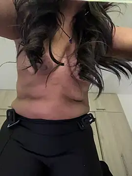 Snapshot of Adele_Sweett chatting on 9, 7, 2026 Adele Sweett online show from 9, 7, 2026