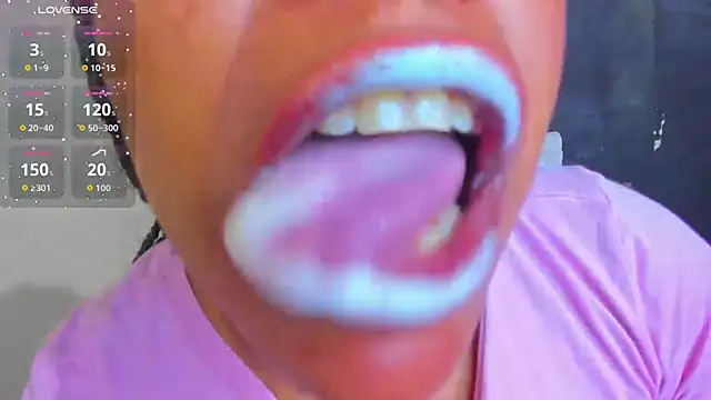 KamariaFyre online show from 11, 10, 2025