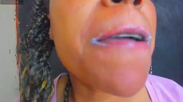 KamariaFyre online show from 28, 10, 2025