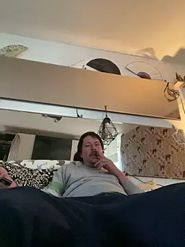 zenzero87 online show from 12, 3, 2025