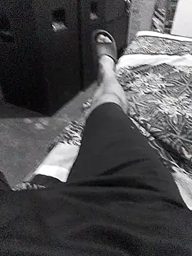 Snapshot of Deste223 chatting on 13, 10, 2025 Deste223 online show from 13, 10, 2025