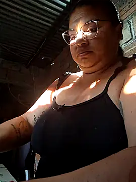 chubby sexy big tits online show from 10, 9, 2025