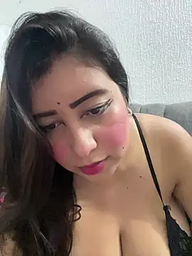 Savinneexotic online show from 2, 8, 2026