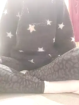 houy111111 online show from 4, 12, 2025