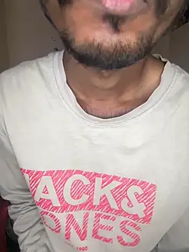 Snapshot of mahiking chatting on 7, 11, 2025 mahiking online show from 7, 11, 2025