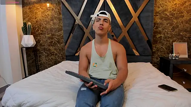 Flynn Riider online show from 6, 3, 2025