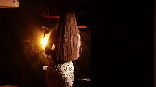 Snapshot of MuseSolis chatting on 26, 1, 2025 MuseSolis online show from 26, 1, 2025