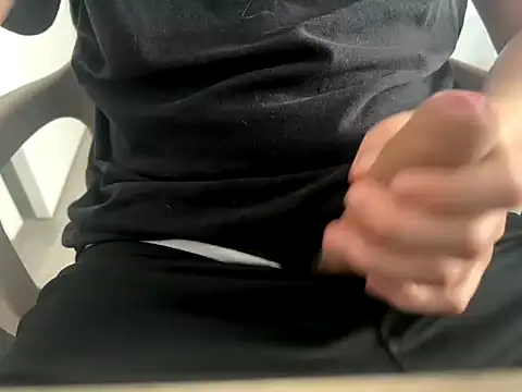 Axeeeeeeeeeeeel online show from 31, 3, 2026