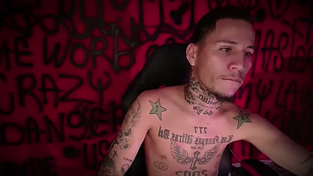 Junihn0 online show from 11, 2, 2025