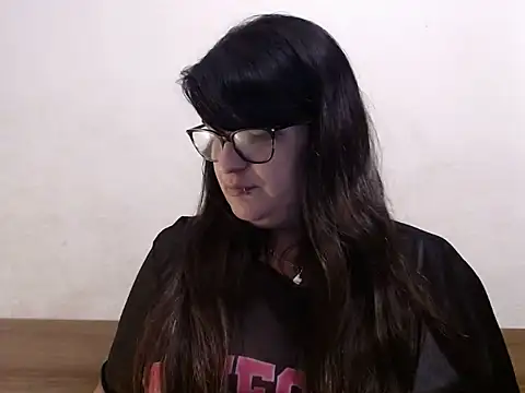 infiernowoman23 online show from 18, 2, 2025