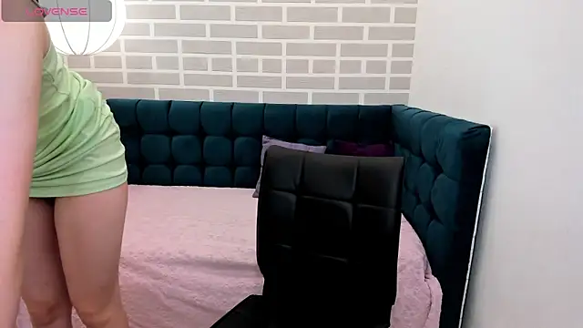 marie reyes  online show from 21, 9, 2025