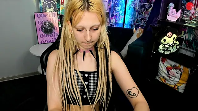 Lexy-Woorhez online show from 15, 3, 2025