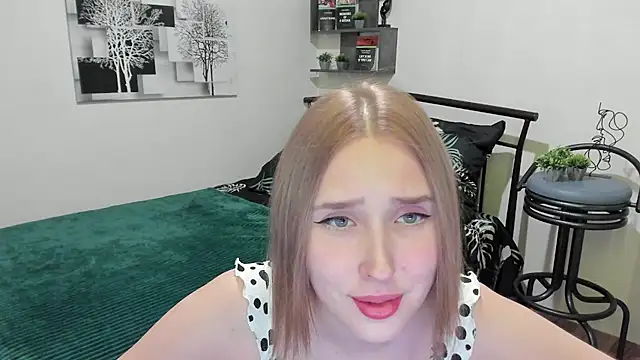 LinaTruly online show from 16, 1, 2025