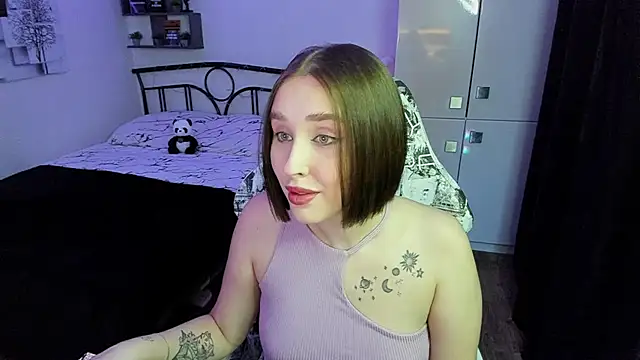 LinaTruly online show from 24, 11, 2025