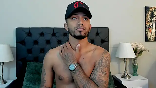 Snapshot of Robin_Rief chatting on 13, 9, 2025 Robin Rief online show from 13, 9, 2025