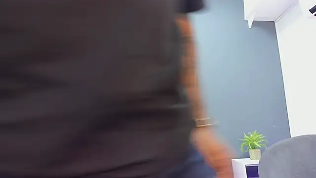 Robin Rief online show from 5, 4, 2026