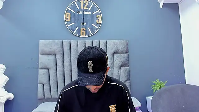 Robin Rief online show from 9, 4, 2026