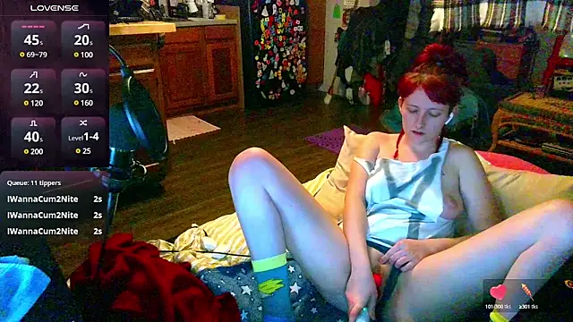 Snapshot of _hellostormy_ chatting on 21, 2, 2025 hellostormy online show from 21, 2, 2025