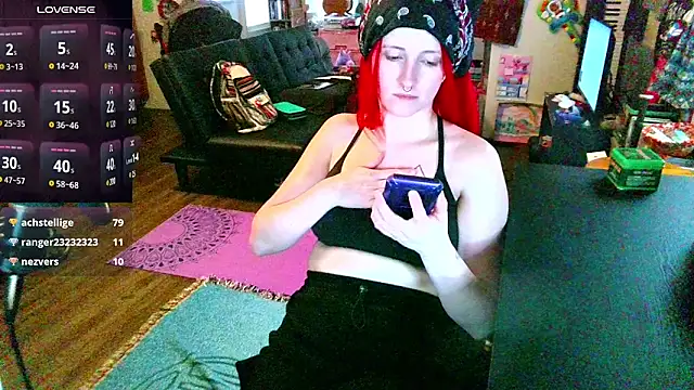 Snapshot of _hellostormy_ chatting on 15, 3, 2025 hellostormy online show from 15, 3, 2025