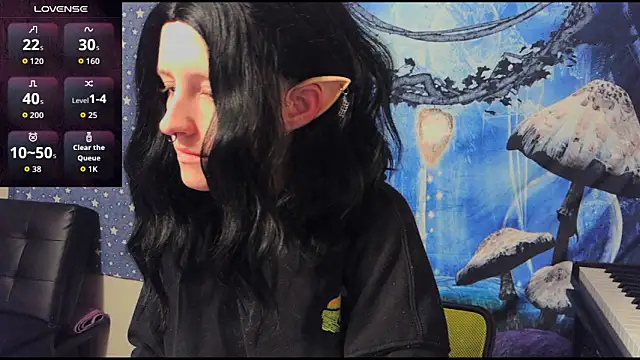 Snapshot of _hellostormy_ chatting on 17, 9, 2025 hellostormy online show from 17, 9, 2025