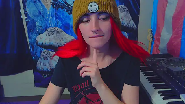 Snapshot of _hellostormy_ chatting on 15, 11, 2025 hellostormy online show from 15, 11, 2025