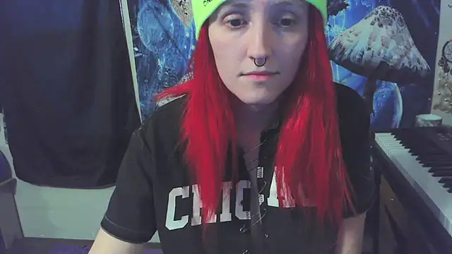 Snapshot of _hellostormy_ chatting on 13, 12, 2025 hellostormy online show from 13, 12, 2025