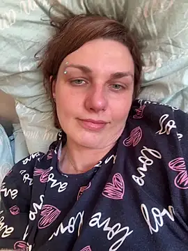 Magic  smile online show from 17, 4, 2026