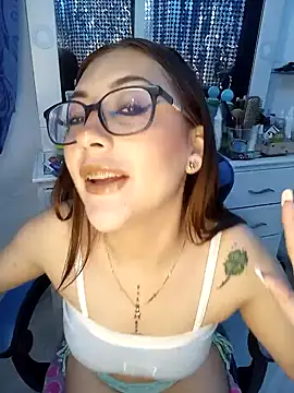 Luna SofiaXX online show from 17, 1, 2025