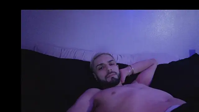 DerekPerez2025 online show from 24, 5, 2026