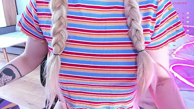 Amy honey angel online show from 25, 2, 2026