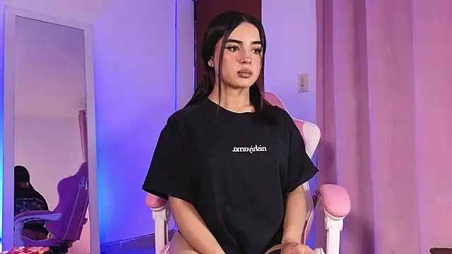 Emily-14 online show from 4, 3, 2025