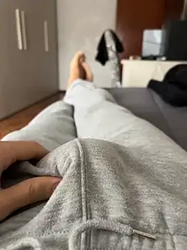 93moro online show from 15, 12, 2024