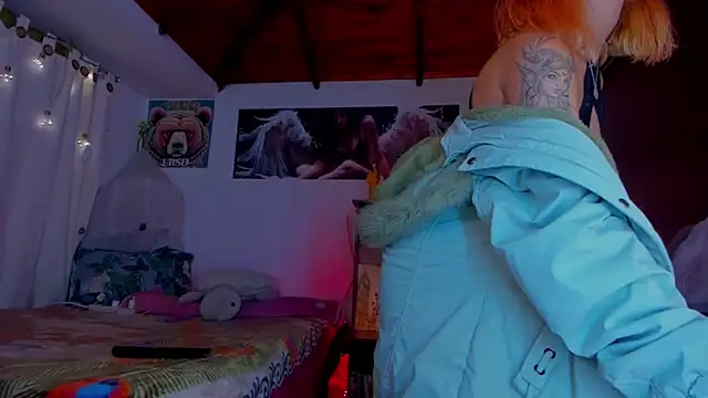 cuteweed420 online show from 21, 2, 2025