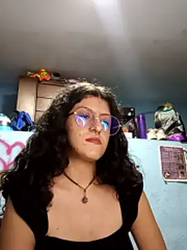 LoveElectra online show from 7, 4, 2026