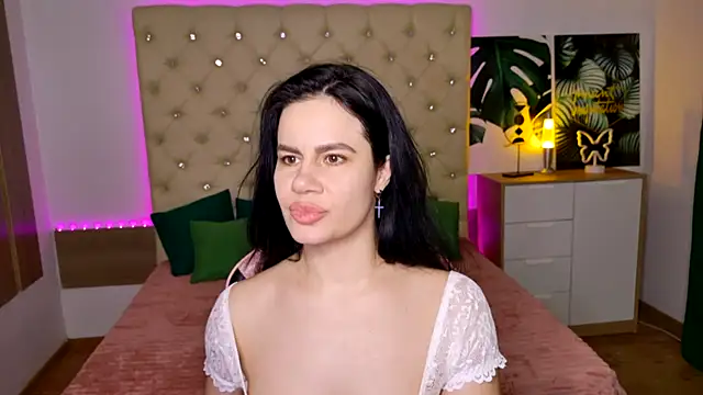 KattieSims online show from 2, 3, 2025