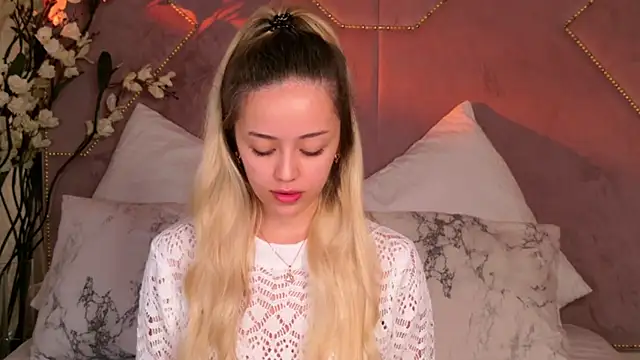 STELLA RICH online show from 12, 9, 2025