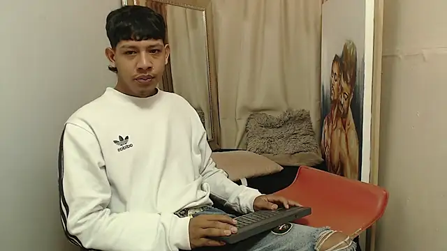 mr stiven  online show from 17, 11, 2025