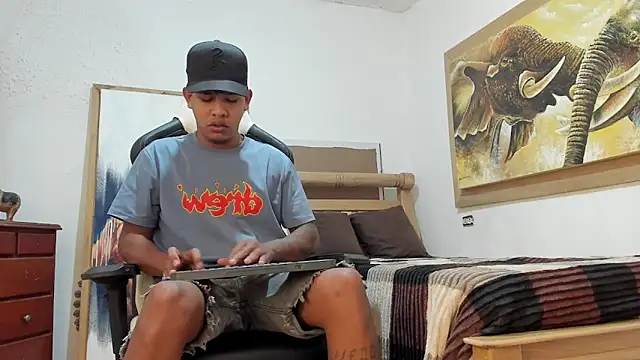 Snapshot of mr_stiven_ chatting on 18, 3, 2026 mr stiven online show from 18, 3, 2026