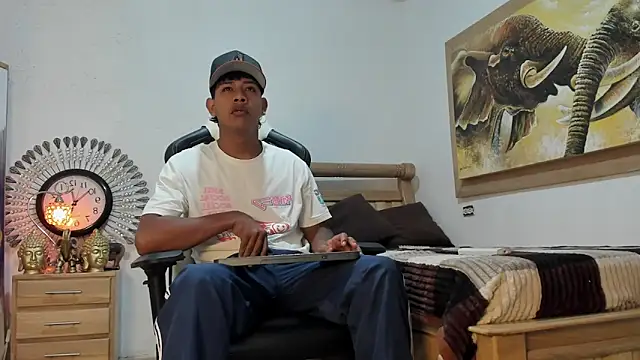 Snapshot of mr_stiven_ chatting on 1, 4, 2026 mr stiven online show from 1, 4, 2026