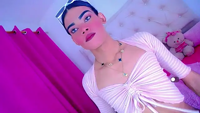 Theylor Rouse online show from 12, 7, 2026