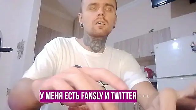 Snapshot of HappyZebra13 chatting on 5, 1, 2025 HappyZebra13 online show from 5, 1, 2025