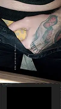 Snapshot of HappyZebra13 chatting on 10, 1, 2025 HappyZebra13 online show from 10, 1, 2025