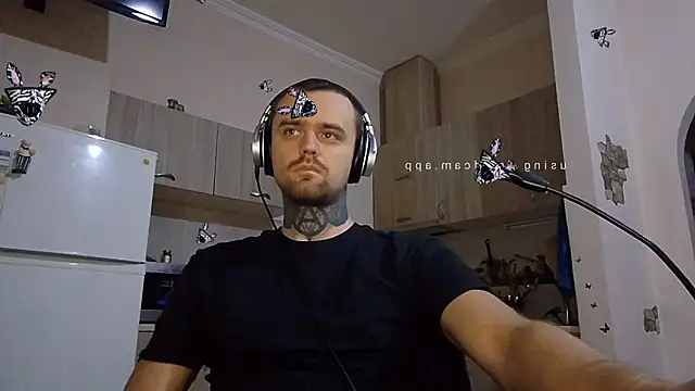 Snapshot of HappyZebra13 chatting on 6, 2, 2025 HappyZebra13 online show from 6, 2, 2025