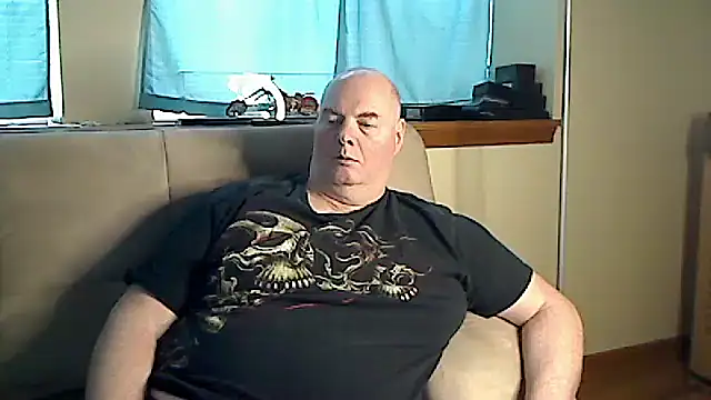 Snapshot of harley99574 chatting on 13, 12, 2024 harley99574 online show from 13, 12, 2024