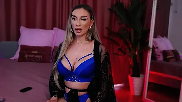 FelyJolie online show from 1, 2, 2025